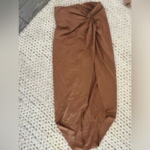 Skims brown sarong